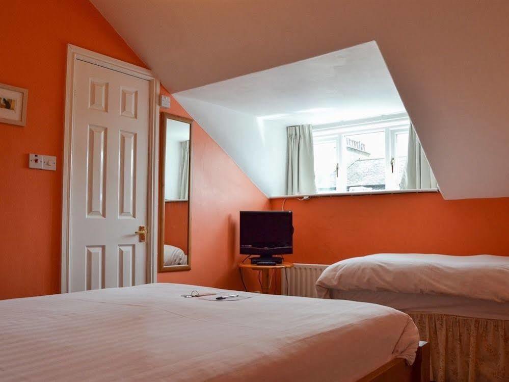 Ashleigh House Bed & Breakfast Уиндермер Екстериор снимка